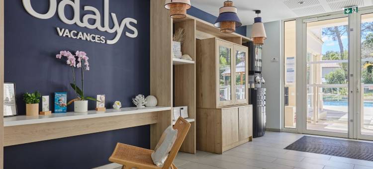 奥德莱斯卡尼松尊贵公寓(Odalys Résidence et Spa les Canissons)图片