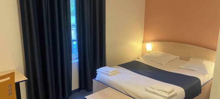 西泽酒店(Hotel César Centre-Ville Gare Charleville-Mézières)图片