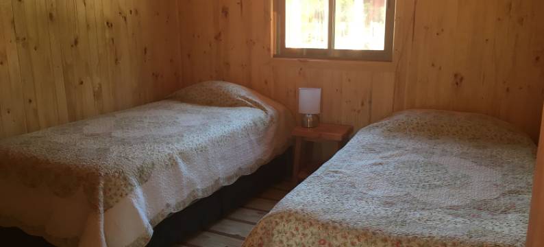 洛斯群斯小屋酒店(Los Quenes River Lodge)图片