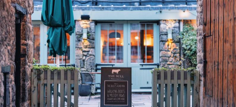 公牛与城镇住宅，波马利斯- The Inn Collection Group(The Bull and Townhouse, Beaumaris- the Inn Collection Group)图片