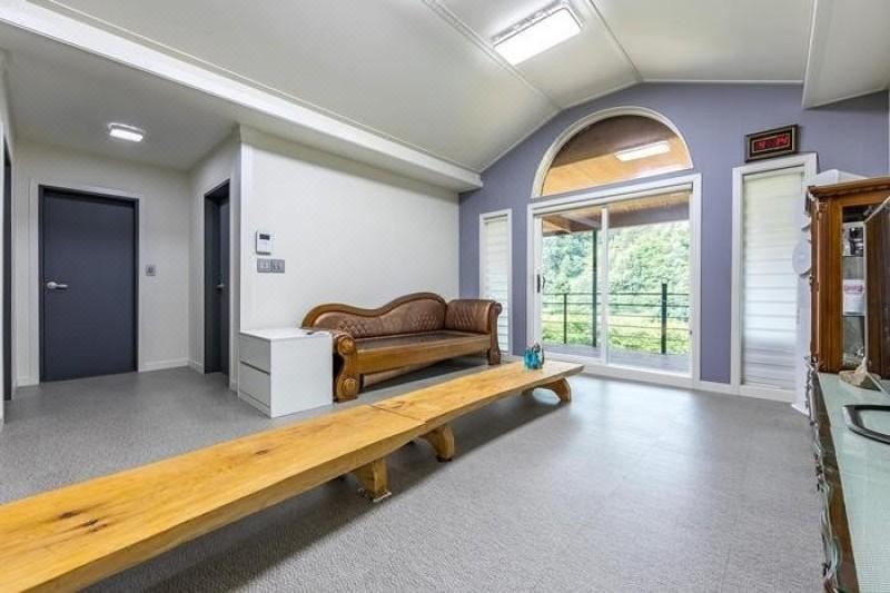 Gurye Papas Villa Pension Hotel Overview