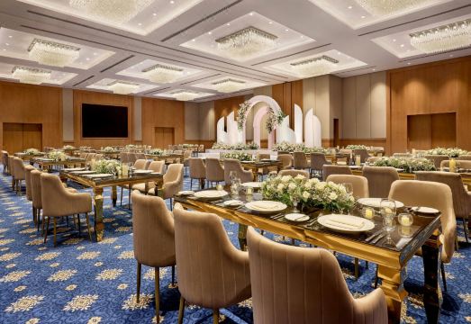 Le Meridien Cairo Airport Hotel Overview