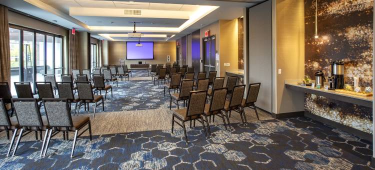 西雅图雷德蒙德希尔顿花园酒店(Hilton Garden Inn Redmond Seattle)图片