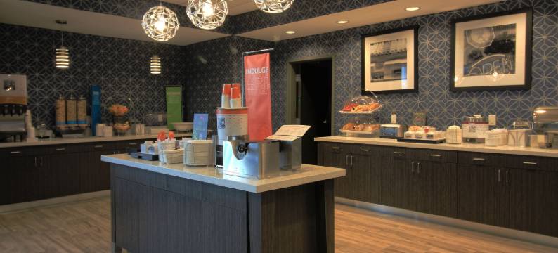 西部平原欢朋酒店(Hampton Inn West Plains)图片