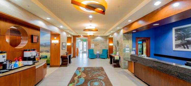 希尔顿欢朋套房酒店-科罗纳里布东(Hampton Inn & Suites Riverside/Corona East)图片