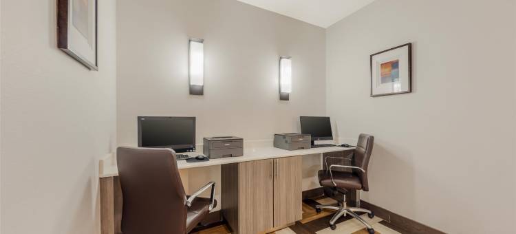 贝斯特韦斯特格林橡树套房酒店(Best Western Green Oak Inn  Suites)图片