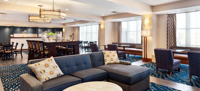 希尔顿欢朋酒店-沃特敦(Hampton Inn Watertown)图片