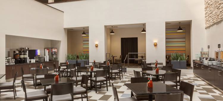 巴吞鲁日希尔顿安泊酒店(Embassy Suites by Hilton Baton Rouge)图片