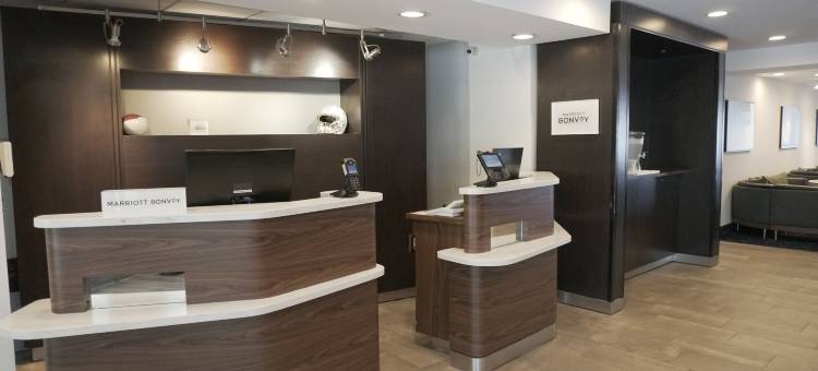 孟菲斯东/比尔莫里斯大道万怡酒店(Courtyard Memphis East/Bill Morris Parkway)图片