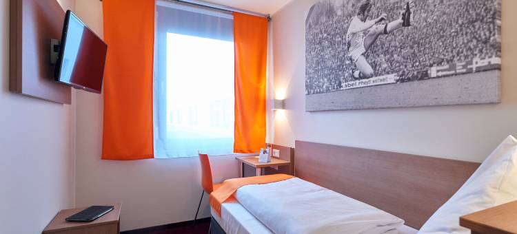 门兴格拉德巴赫麦克梦想酒店(McDreams Hotel Mönchengladbach)图片