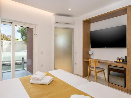 Tarra Apartments
