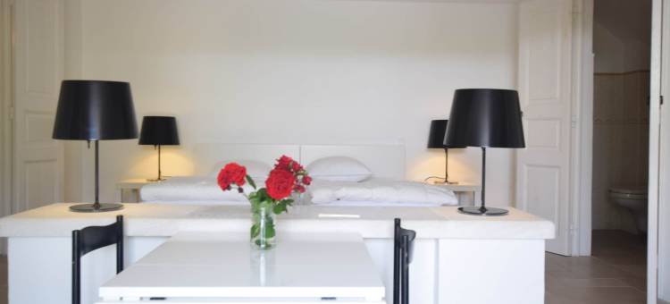 Modern Terrace Stay Montbrun图片