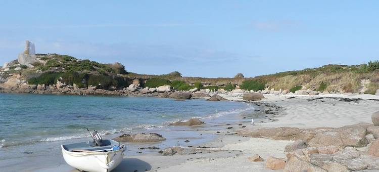 Holiday Home in Plougasnou near Guerzit Beach图片