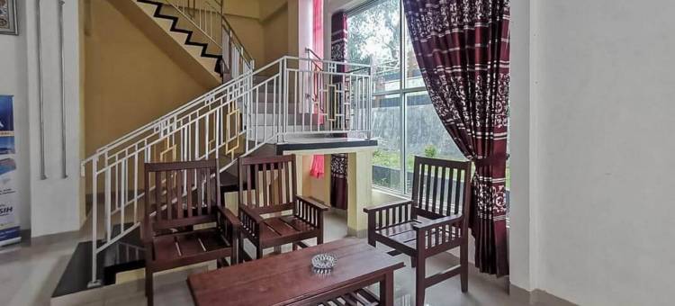 红多兹酒店-近邦坦坎特瓦利科塔(RedDoorz Near Kantor Walikota Bontang)图片