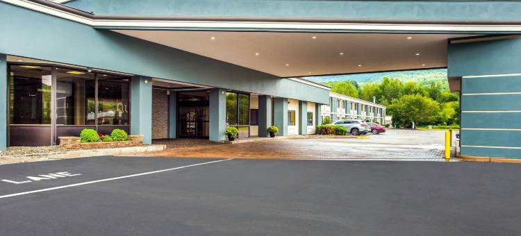 奥尼昂塔古柏镇区凯艺酒店(Quality Inn Oneonta Cooperstown Area)图片