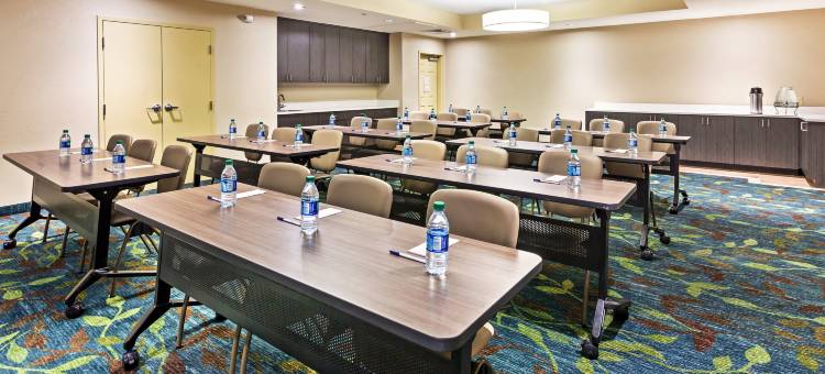 Candlewood Suites 中西部城市(Candlewood Suites Midwest City)图片