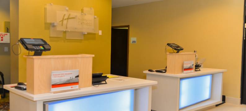 库埃罗智选假日酒店(Holiday Inn Express & Suites CUERO by IHG)图片