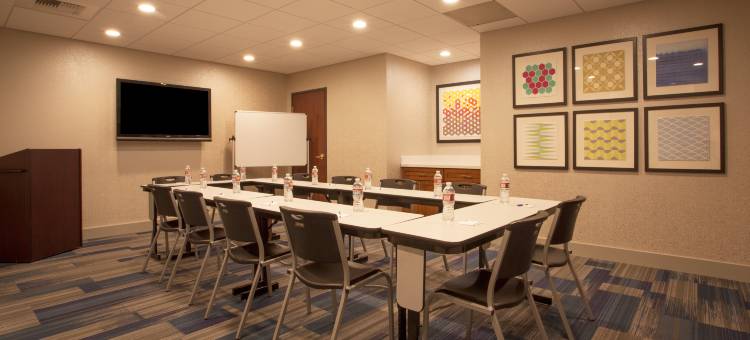 智选假日套房酒店-戴维斯/大学城(Holiday Inn Express & Suites Davis - University Area)图片