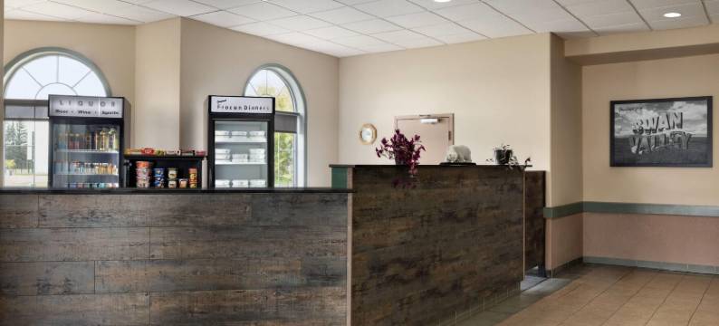 天鹅河速8酒店(Super 8 by Wyndham Swan River MB)图片