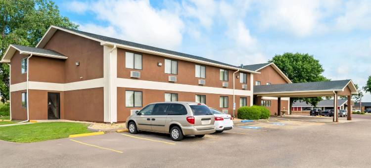 蓝地球温德姆速8酒店(Super 8 by Wyndham Blue Earth)图片