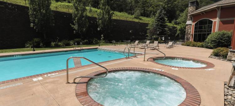 卡次基尔山俱乐部在亨特山(Kaatskill Mountain Club at Hunter Mountain)图片