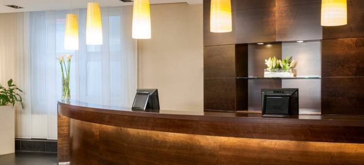 NH杜塞尔多夫国王大道酒店(NH Düsseldorf Königsallee)图片