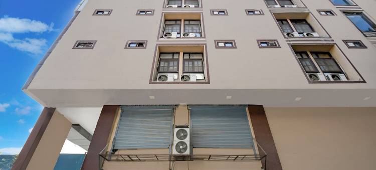 Fabhotel 家庭旅馆(FabHotel Family Inn)图片