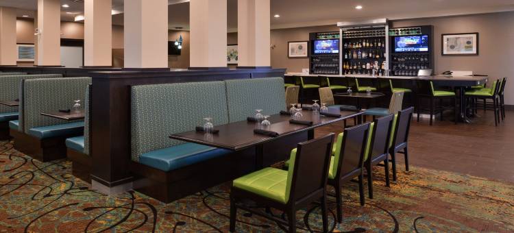 Holiday Inn & Suites 埃德蒙顿国际机场(Holiday Inn & Suites EDMONTON ARPT - CONFERENCE CTR by IHG)图片