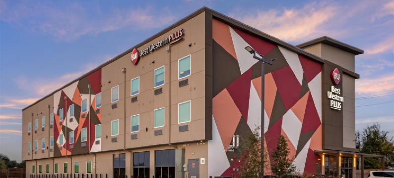 贝斯特韦斯特优质佩尔兰/休斯敦医学中心酒店(Best Western Plus Pearland/Houston Medical Center Hotel)图片