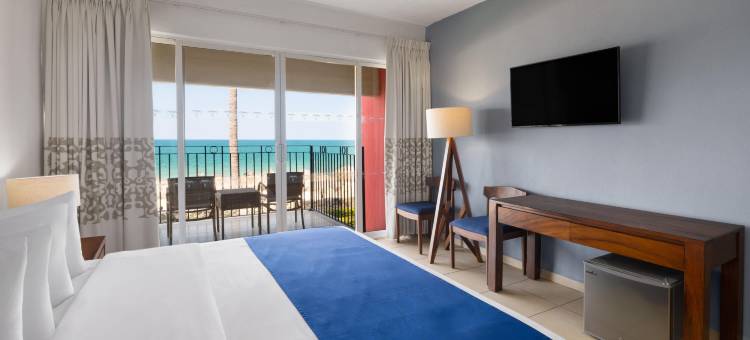 布塞里亚斯的Grand Decameron Complex, A Trademark 全包酒店(Grand Decameron Complex Bucerias, A Trademark All Inclusive)图片