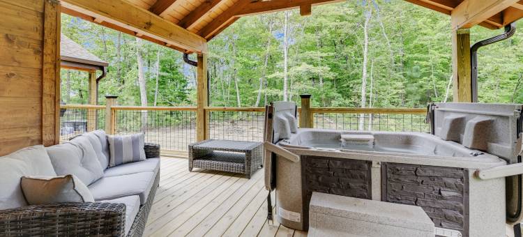 RedAwning的Stone Mountain Lodge四卧室小木屋(Stone Mountain Lodge 4 Bedroom Cabin by RedAwning)图片