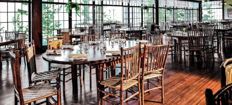 历史悠久的克拉格旅馆(The Historic Crags Lodge)图片