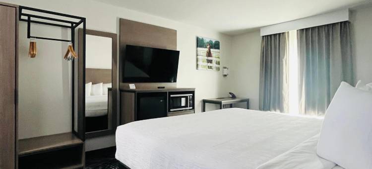 肯塔基拉格兰奇东南呗盟酒店(Baymont by Wyndham la Grange KY Southeast)图片