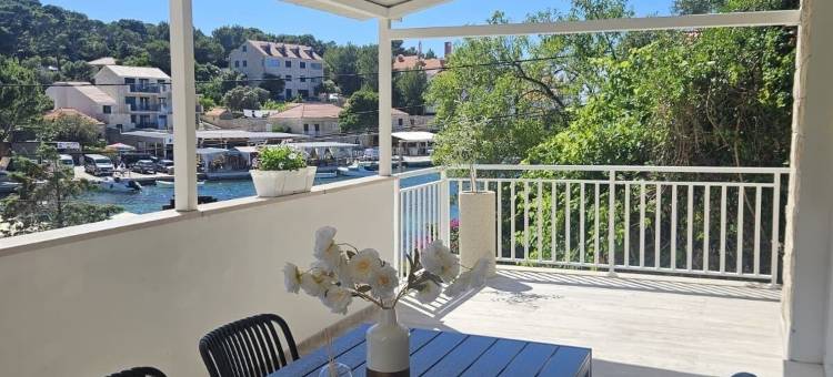 Lorena Mljet公寓(Apartments Lorena Mljet)图片
