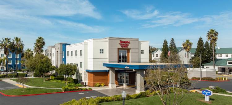 萨克拉门托机场纳托马斯欢朋套房酒店(Hampton Inn & Suites by Hilton Sacramento-Airport-Natomas)图片