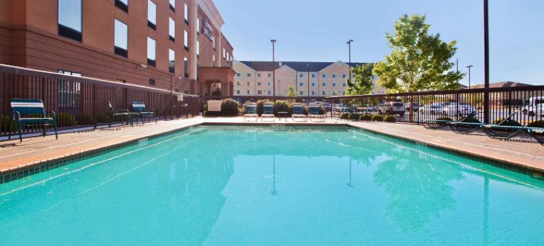 牛津-安妮斯顿欢朋套房酒店(Hampton Inn & Suites Oxford-Anniston)图片