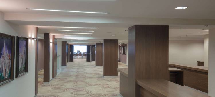科希策希尔顿逸林酒店(DoubleTree by Hilton Kosice)图片