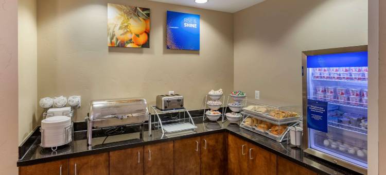 突里-盐湖城舒适酒店(Comfort Inn & Suites Tooele-Salt Lake City)图片