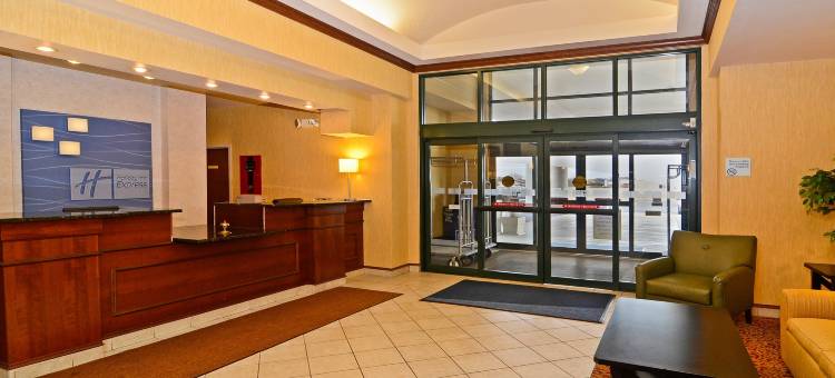 智选假日套房酒店堡阿特金森(Holiday Inn Express & Suites Fort Atkinson)图片
