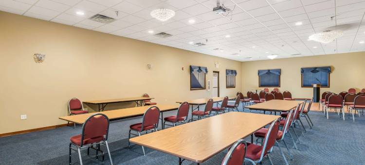 莱斯湖伊克诺旅馆 - 精品国际酒店(Econo Lodge)图片