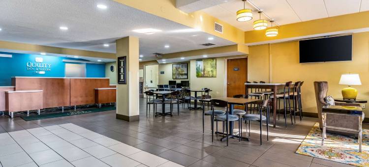 南港品质酒店及套房(Quality Inn & Suites Southport)图片