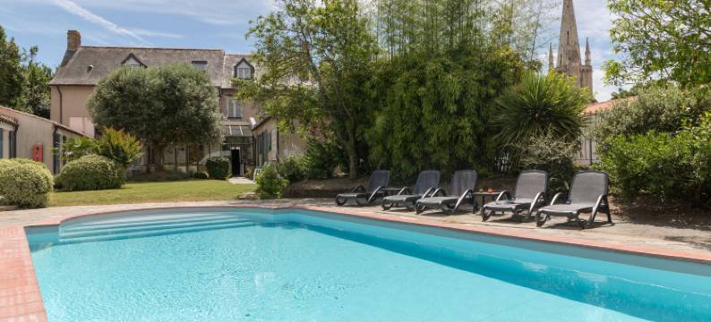 玛蒂娜庄园原生酒店(Domaine le Martinet, the Originals Relais)图片