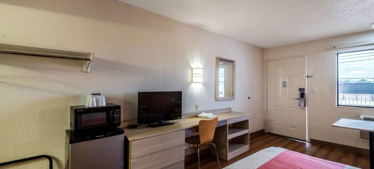 阿拉巴马安尼斯敦 6 号汽车旅馆(Motel 6 Anniston, Al)图片