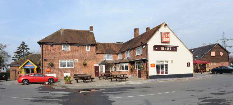 南安普敦西普瑞米尔酒店(Southampton West)图片