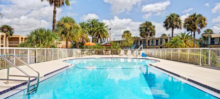 奥蒙德海滩戴斯酒店(Days Inn by Wyndham Ormond Beach)图片