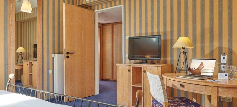 宾茨呂根多林特海滩酒店(Dorint Strandhotel Binz/Rügen)图片