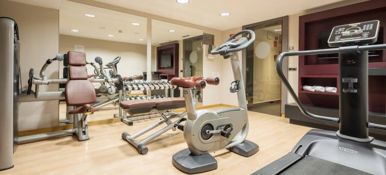 巴塞罗那海军伊鲁宁酒店(Ilunion Almirante)图片