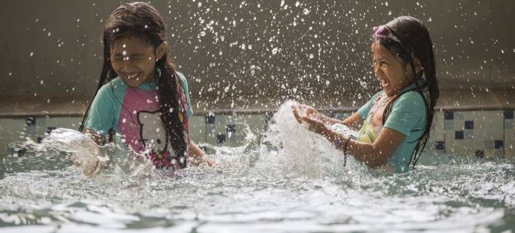 卡斯格雷西克(Khas Gresik)图片