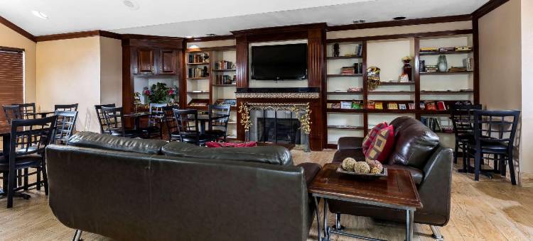 哥伦比亚I-70凯艺套房酒店(Quality Inn & Suites Columbia)图片