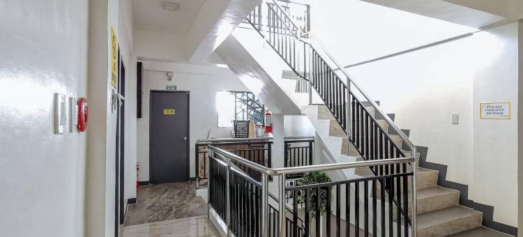 红门酒店 - 近盖萨诺购物中心将军市(RedDoorz near Gaisano Mall Gensan)图片